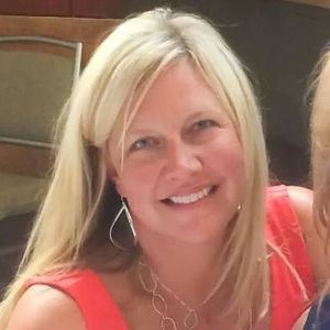 Meet your Posher, Traci