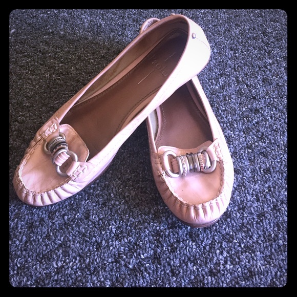 Super cute flats