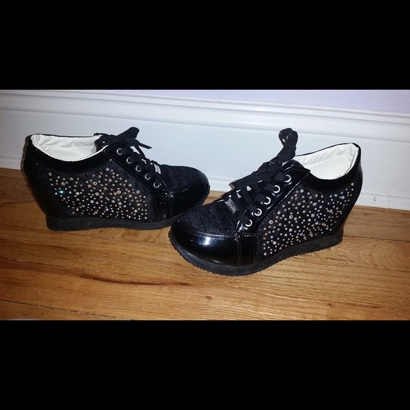 Brand new rhinestone sneaker wedge - Picture 4 of 4