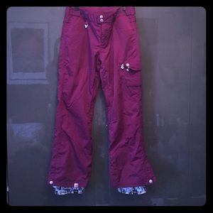 ROXY size M snowboarding pant - pretty plum color