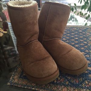 Authentic Size 7 Ugg Boots