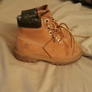 Timberlands 8c