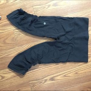 Lululemon workout crops