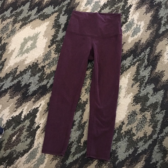 Lululemon wunder under crop sz 4