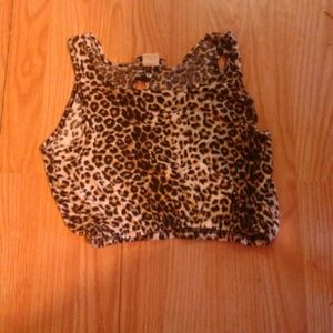 Lepored crop top