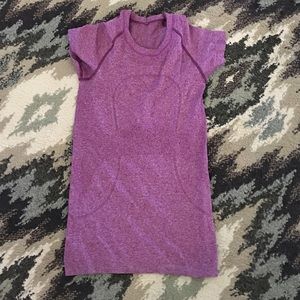 Run swiftly tee sz 4