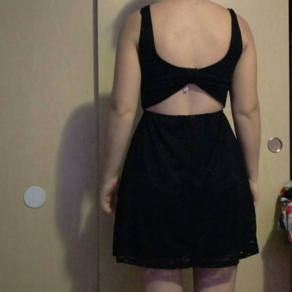 Dress - Picture 2 of 2