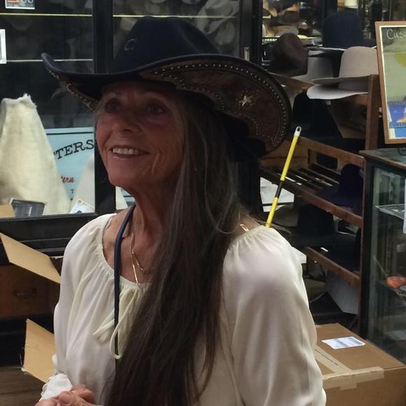 Meet your Posher, Janie