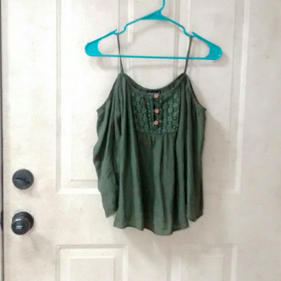 Off shoulder crochet shirt