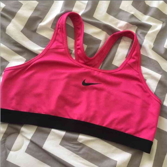 Nike pro sports bra