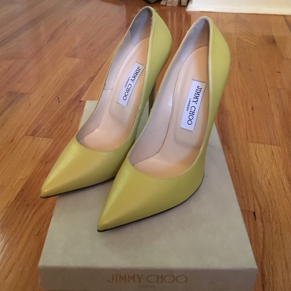 Jimmy Choo Pumps - New in Box - Picture 2 of 4