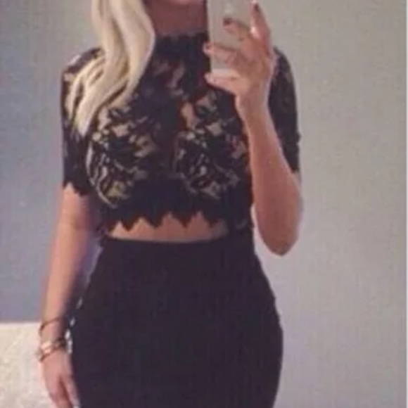 Lace crop top