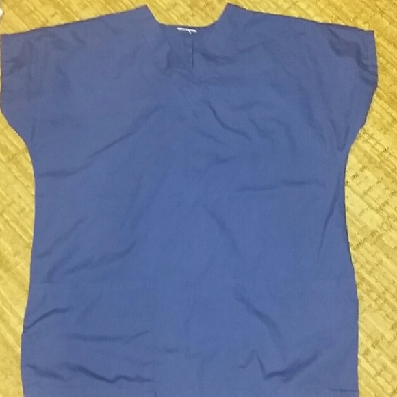 Scrub top - Picture 2 of 2