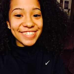 Meet your Posher, Breezy