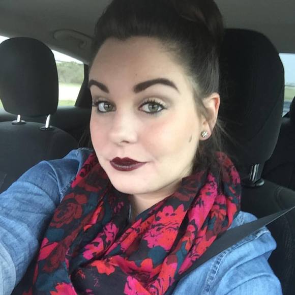 Meet your Posher, Kali