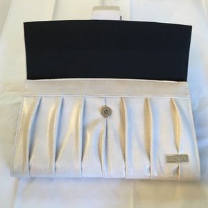Classic bag shell cream Vivian