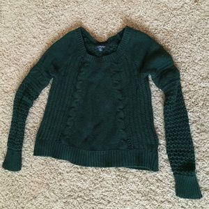 American Eagle Hunter Green Sweater