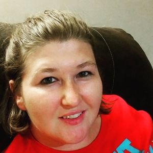 Meet your Posher, Alicia