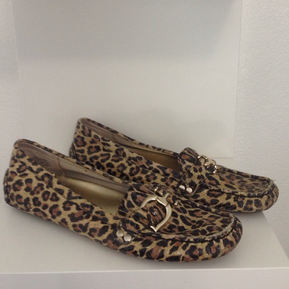 Anne Klein snakeskin leopard loafers!
