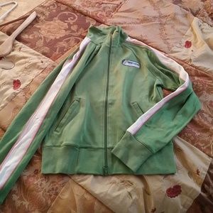 💚💗Green long sleeve zip up sweater