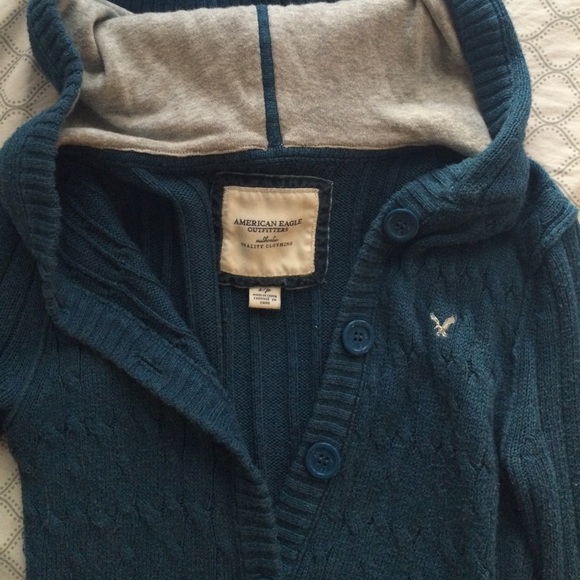 American eagle cardigan