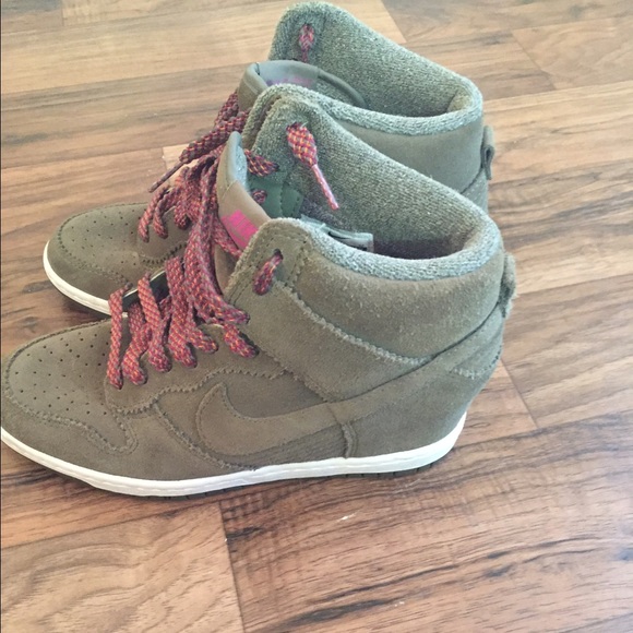 Nike Dunk Sky Sb