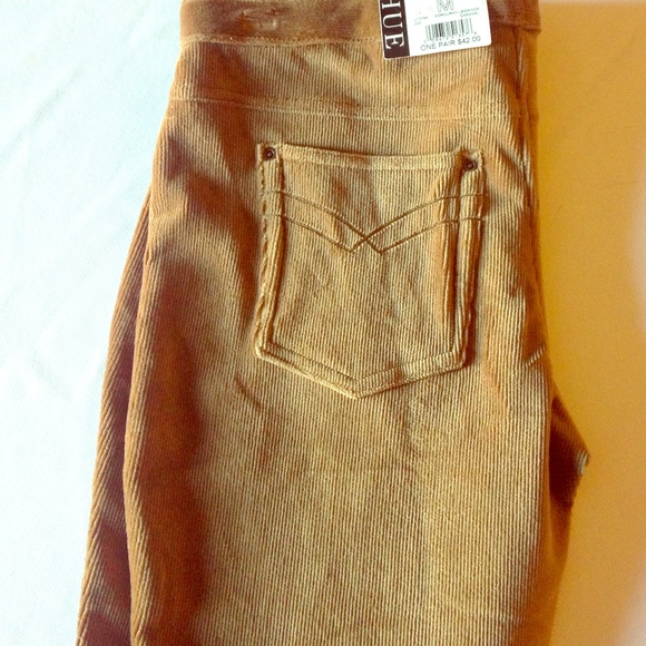 HUE corduroy leggings