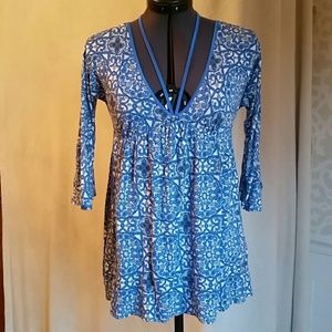 Express medallion print knit top
