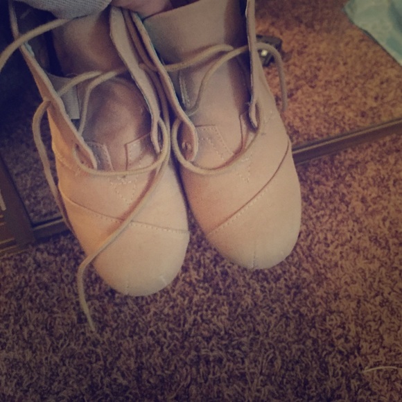Wedge booties