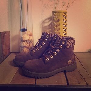 RARE timbalands cheetah print rimmed boots size 6