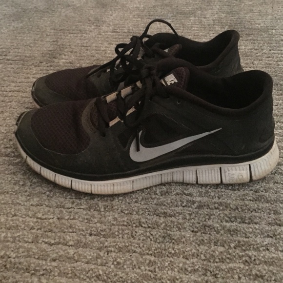Black Nike free run 3.0