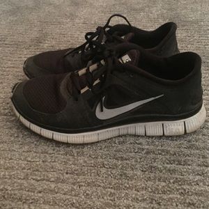 Black Nike free run 3.0