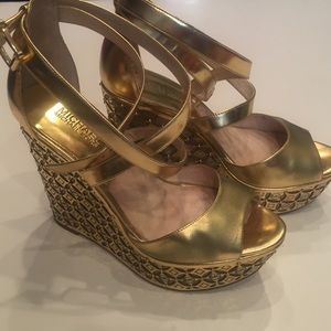 Michael kors Gold Gabriella Wedge 8.5