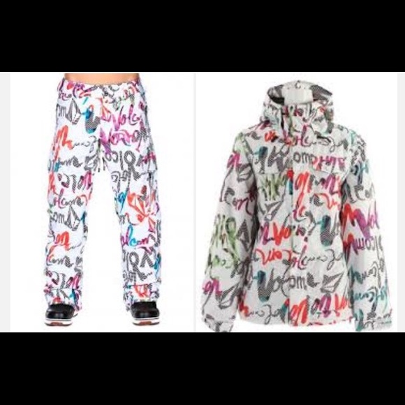 Volcom script Jacket and snowpants