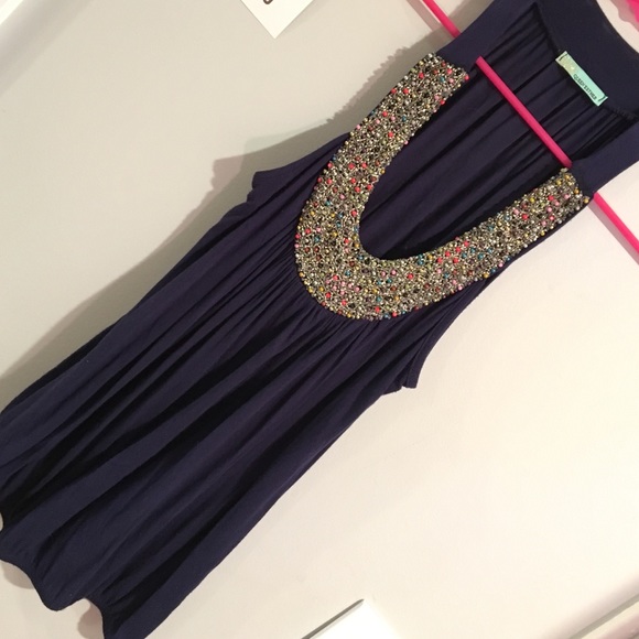 Beaded Tank Top - Picture 2 of 3