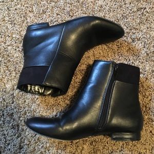 JustFab black ankle boots