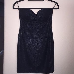 Sexy sparkling black dress!