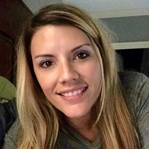 Meet your Posher, Melanie