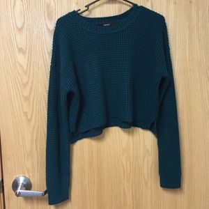 Knitted turquoise cropped sweater