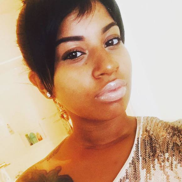 Meet your Posher, Siani