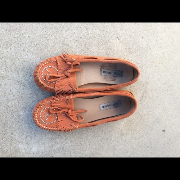 Steve Madden Peace Sign Moccasins