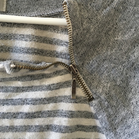 Striped Grey and White sweater LOFT S - Picture 4 of 4