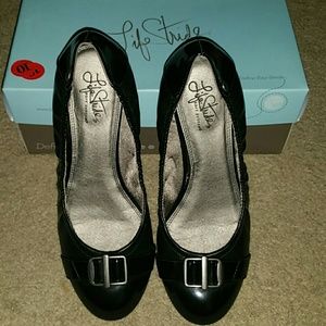 Life Stride Flats