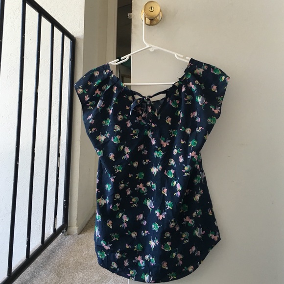 Blue Floral Tie Back Blouse - Picture 2 of 4