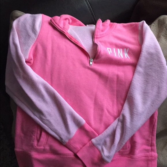 VS half zip