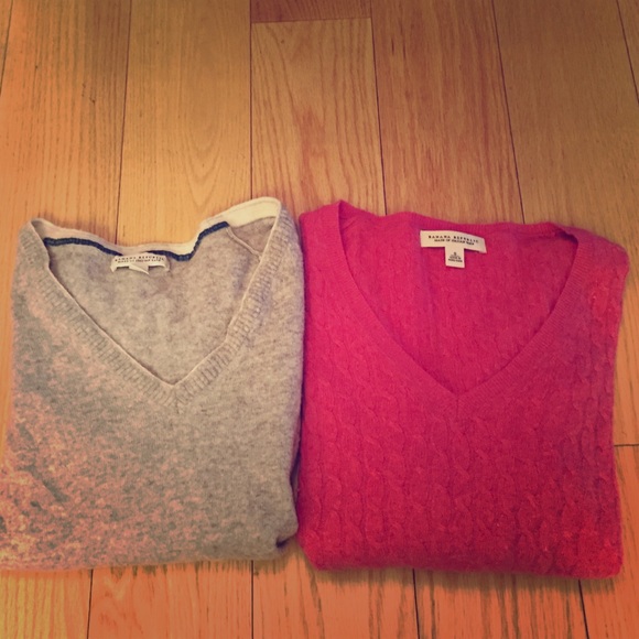 Banana Republic v neck sweater bundle