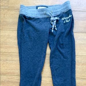 Like new Abercrombie fitted sweats
