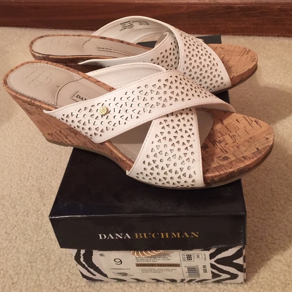 Dana Buchman Shoes - 👡Selling cheap before I give them away!!!