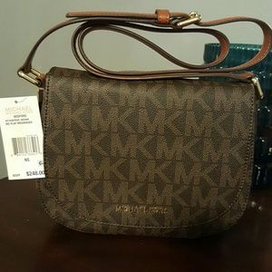 Michael Kors Bedford Crossbody