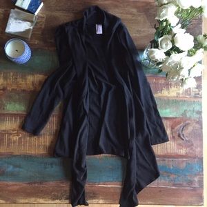 {Boutique} Long Drapey Shrug